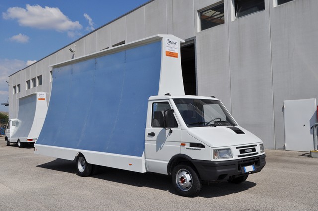 Iveco Daily Camion Vela 6x3